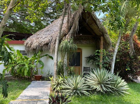 Bungalow Casita Carolina Bacalar Exteriér fotografie